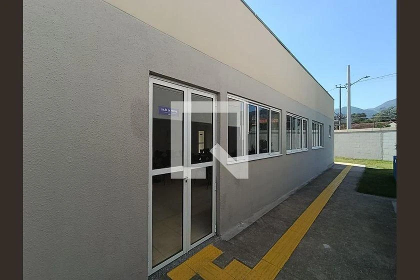 Apartamento sem mobília com 2 quartos e 47 m² — photo 45
