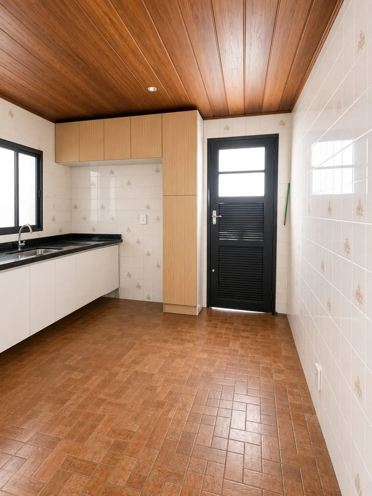 Private BBQ in a 3-bedroom house, 200 m² — photo 14
