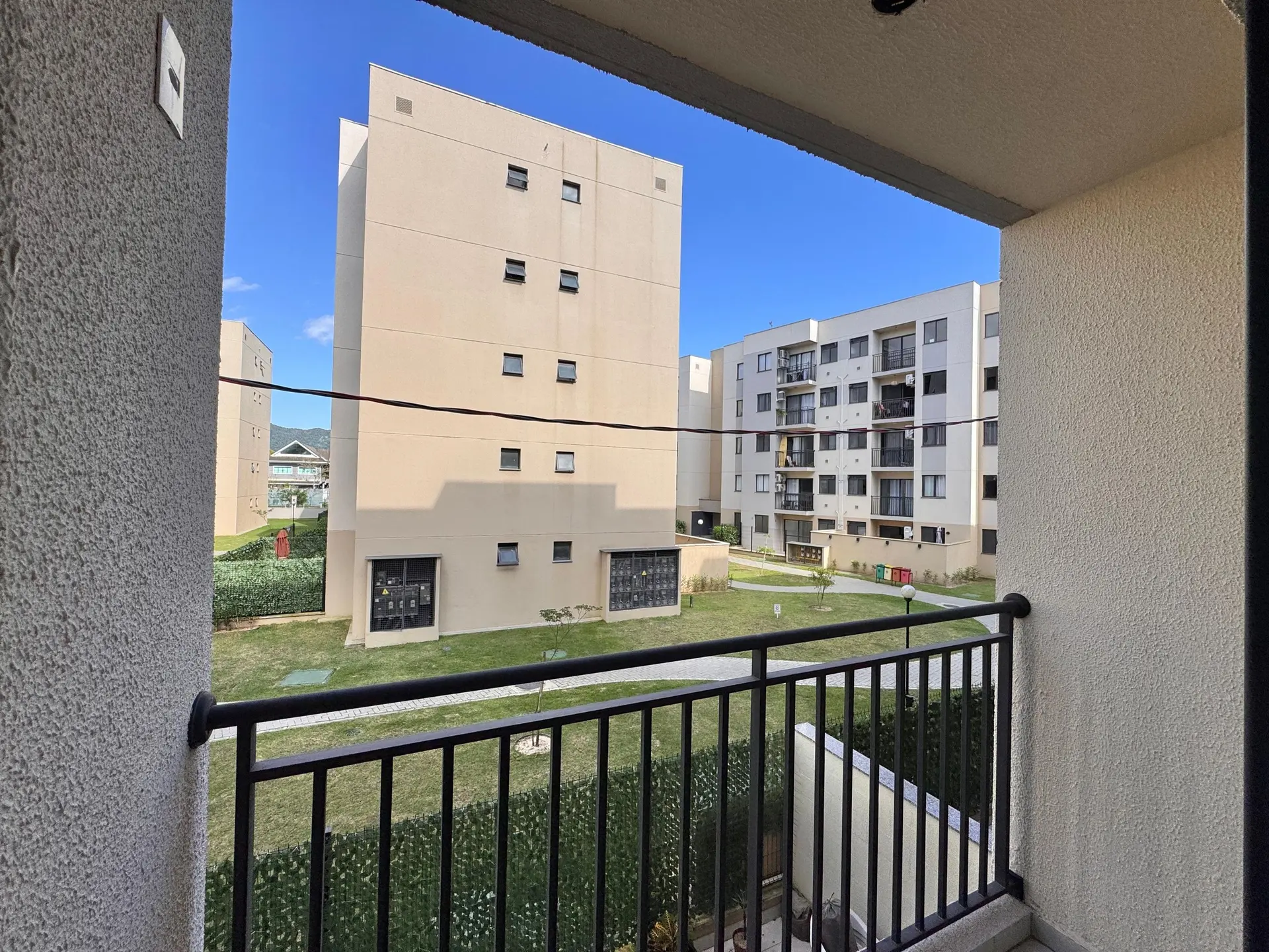 Unfurnished 2-bedroom apartment with parking and balcony — photo 5