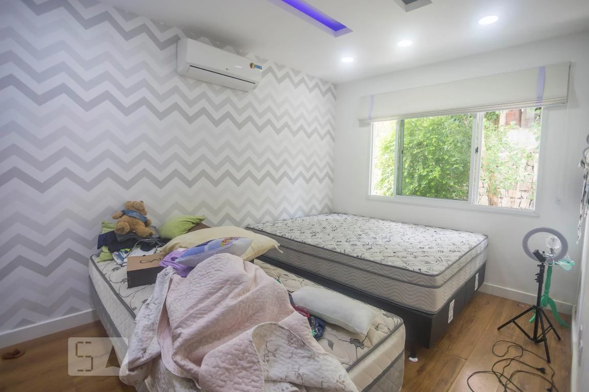 Furnished 680 m² house with 3 bedrooms — photo 6
