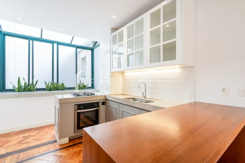 Unfurnished apartment with 3 bedrooms and 4 bathrooms — photo 6