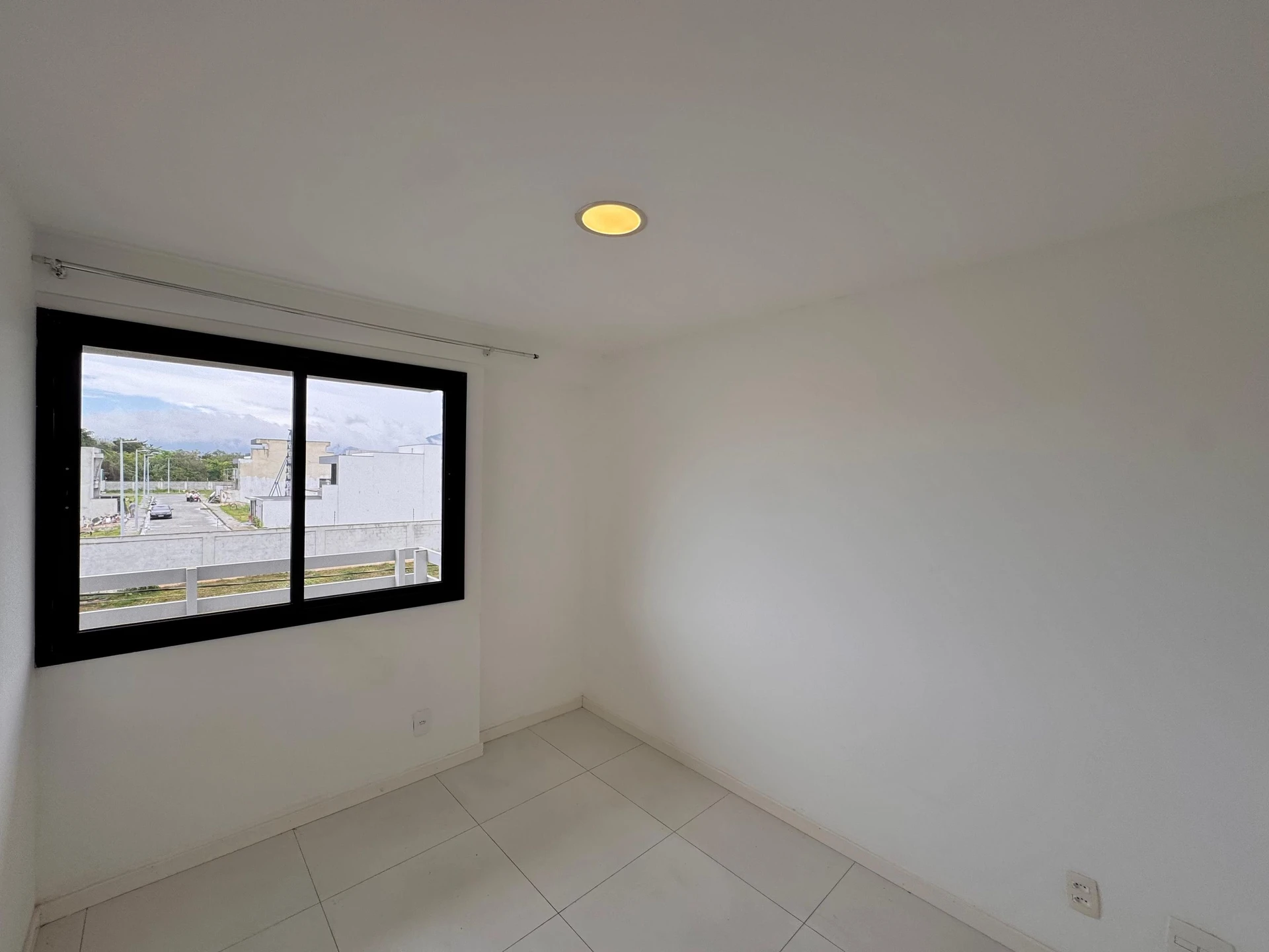 Rental apartment with 2 bedrooms, 1 en-suite bath — photo 31