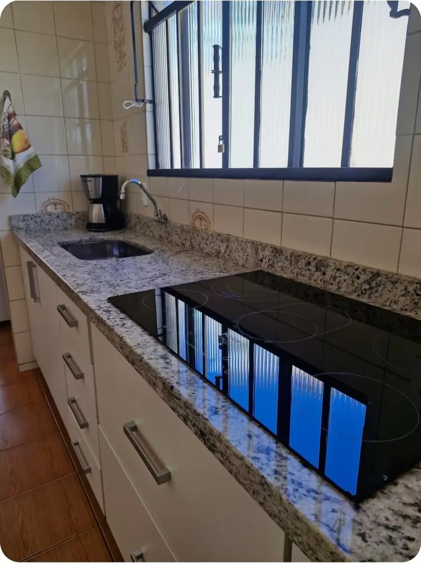 Мебльована квартира 120 м² з 3 спальнями та 2 паркомісцями — photo 2