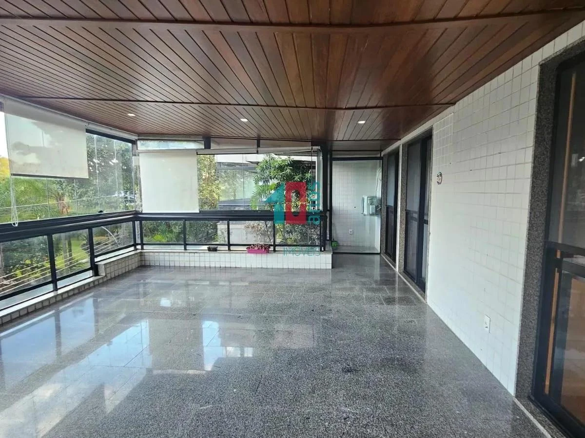 101 m² apartment with 3 bedrooms and a glass balcony — photo 16