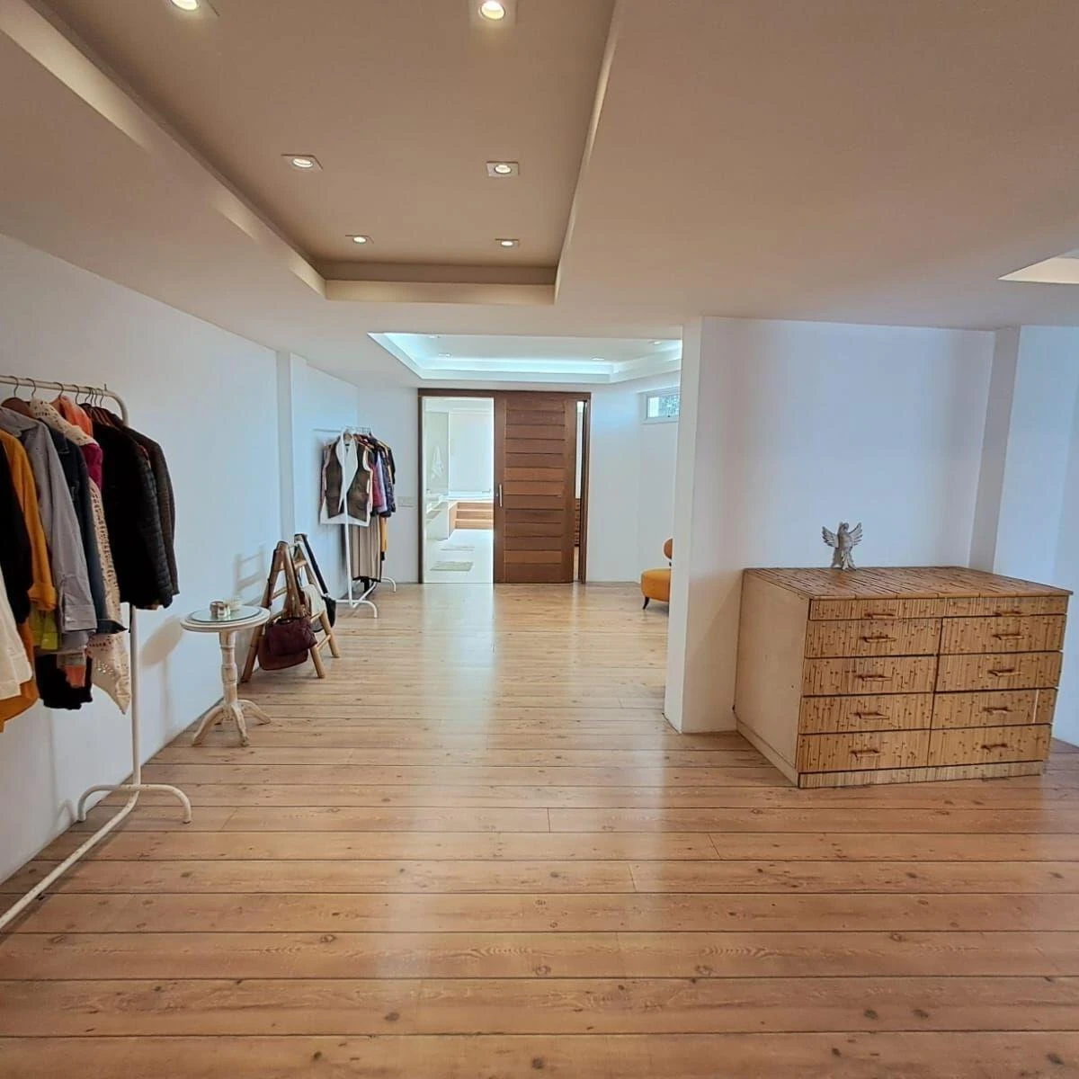 Furnished 4-bedroom house with 1450 m² and 4 parking — photo 27