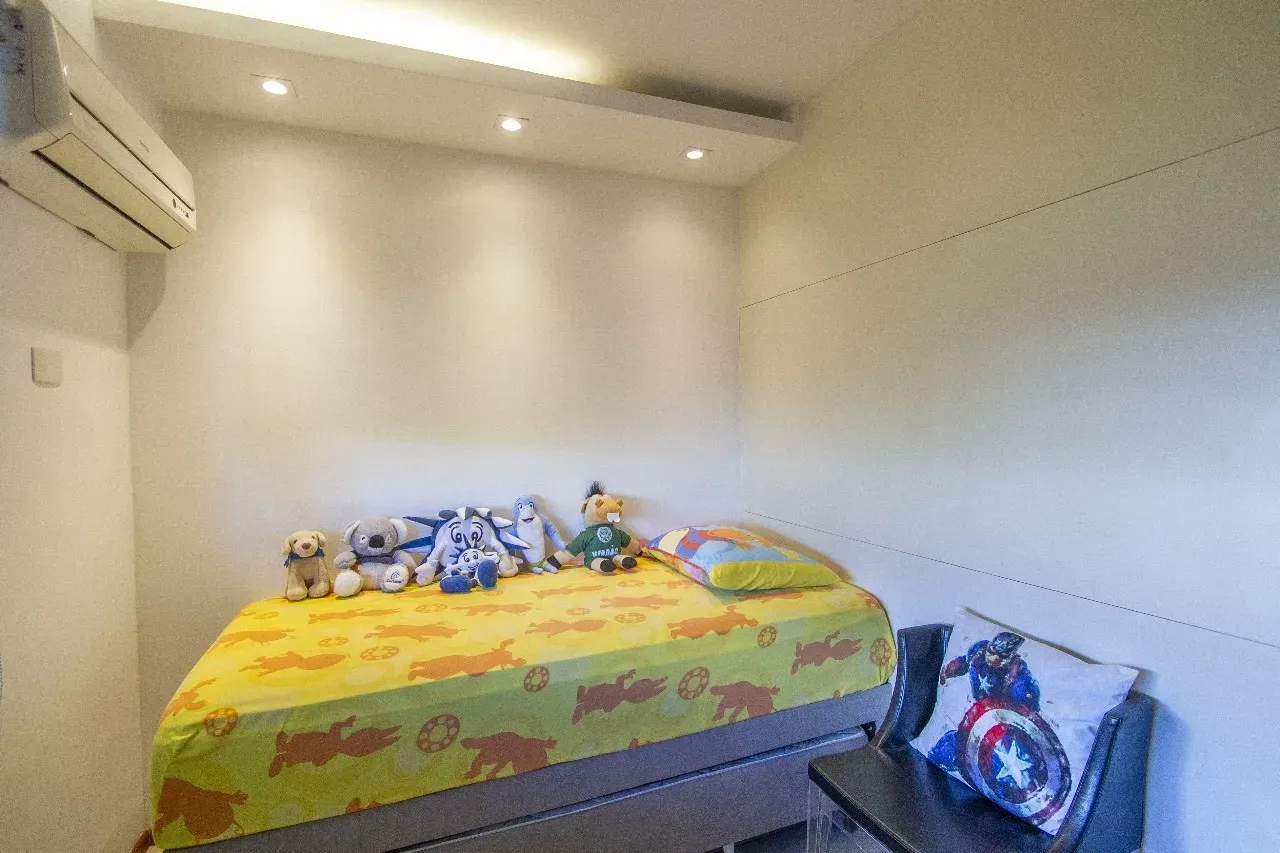Furnished 100 m² apartment with a bedroom en-suite — photo 50