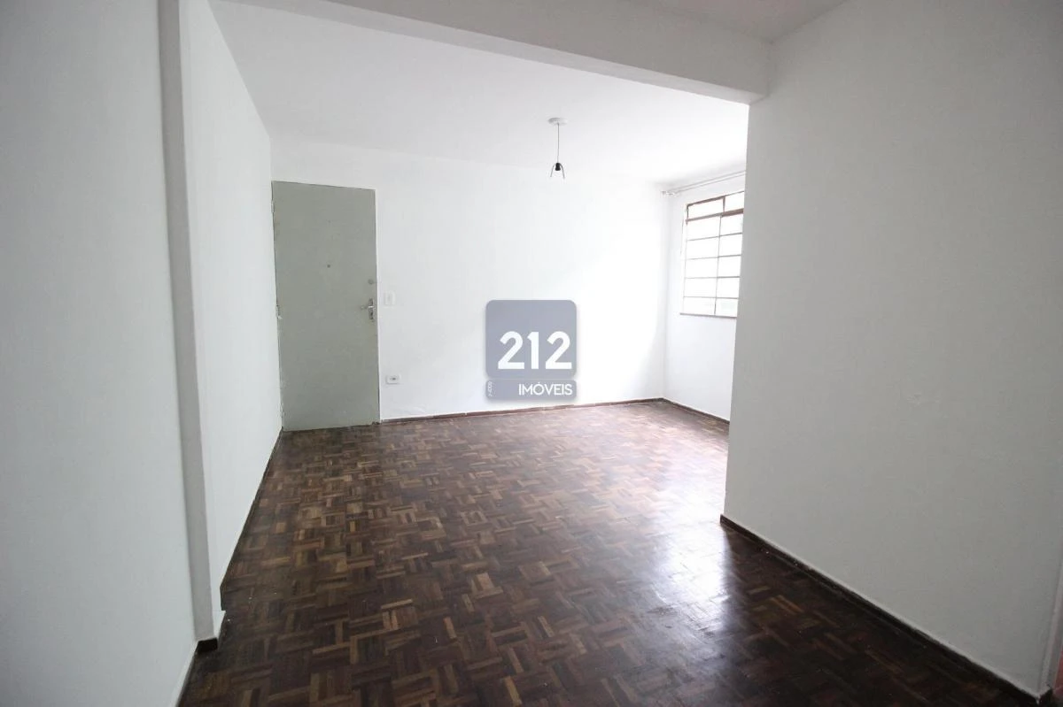 Apartment, 53 m², with wood or laminate floors — photo 9