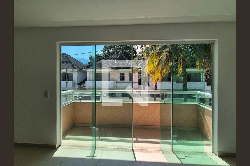 Casa em condomínio com 4 suítes e 220 m² — photo 32