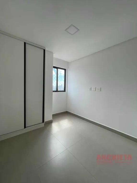 Квартира с 2 спальнями, сьютом и 2 парковками, 65 м² — photo 23