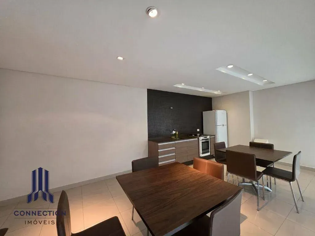 Furnished 2-bedroom apartment with open-plan gas kitchen — photo 24