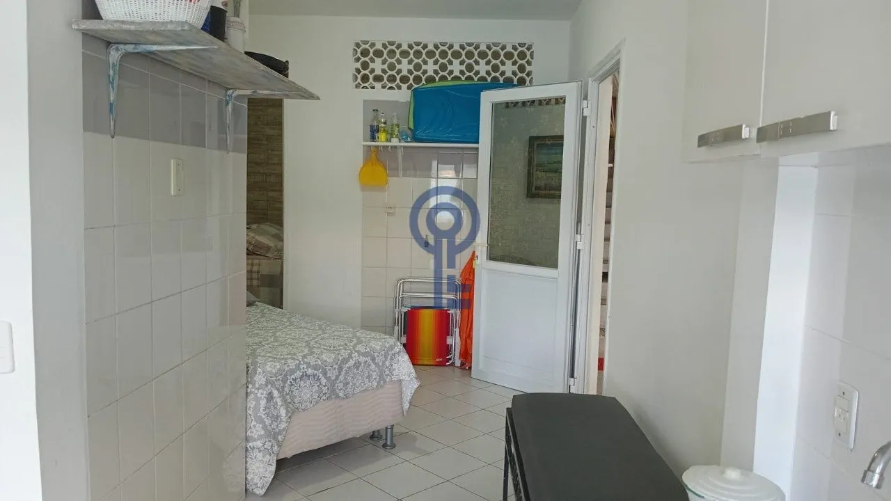Furnished 2-bedroom apartment with open-plan kitchen — photo 15