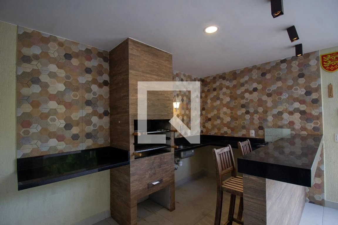4-bedroom house with a bathtub in Rio de Janeiro — photo 26