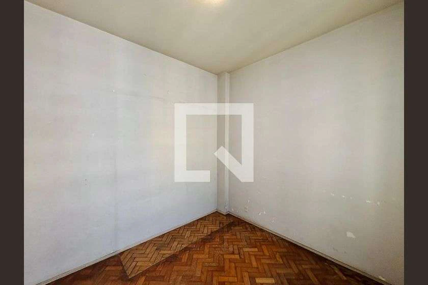 Unfurnished 2-bedroom apartment with city-facing windows — photo 12