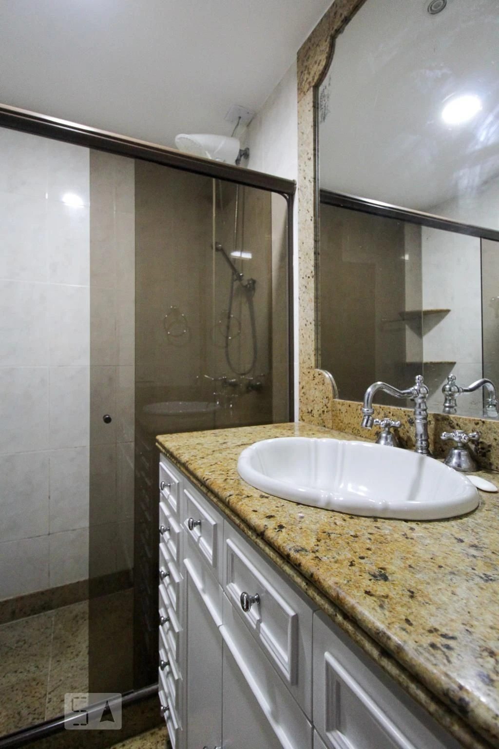 Mountain view in a 3-bedroom apartment, 140 m² — photo 22