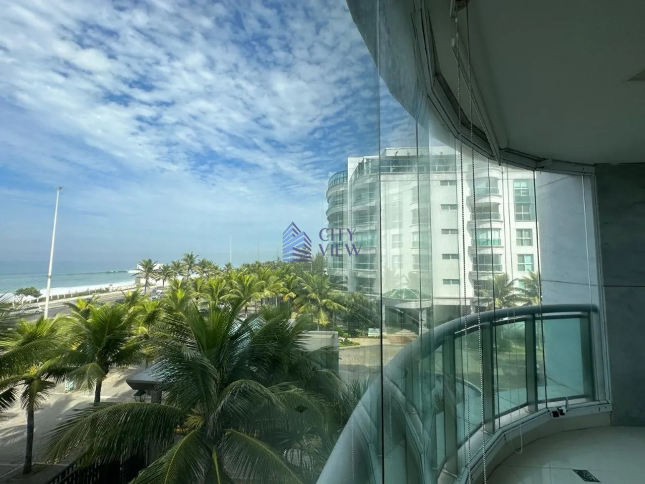 Furnished apartment with 4 bedrooms and 400 m² — photo 15