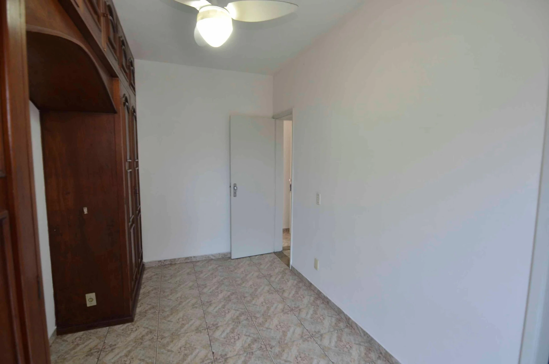 3-bedroom apartment with a mountain view in Rio de Janeiro — photo 25