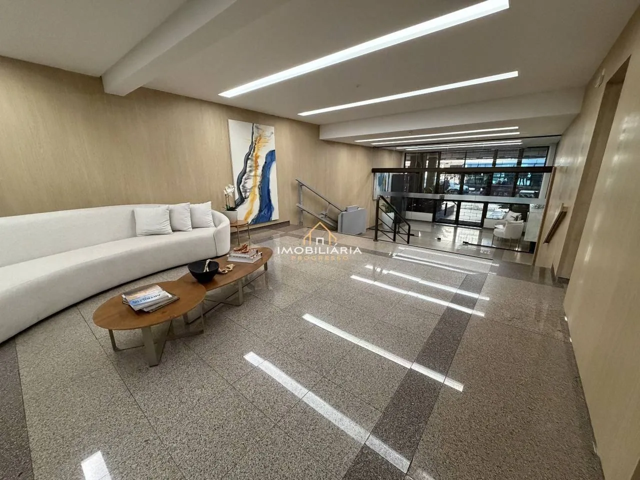3-bedroom apartment with a home office in Curitiba — photo 25