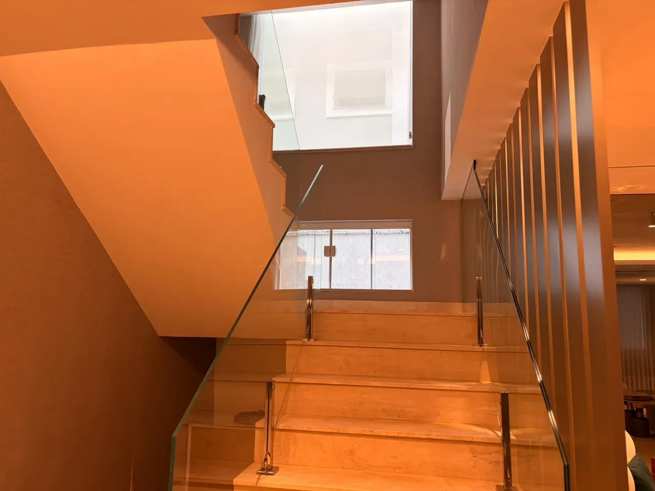 373 m² house with a home office and a grill on the balcony — photo 36