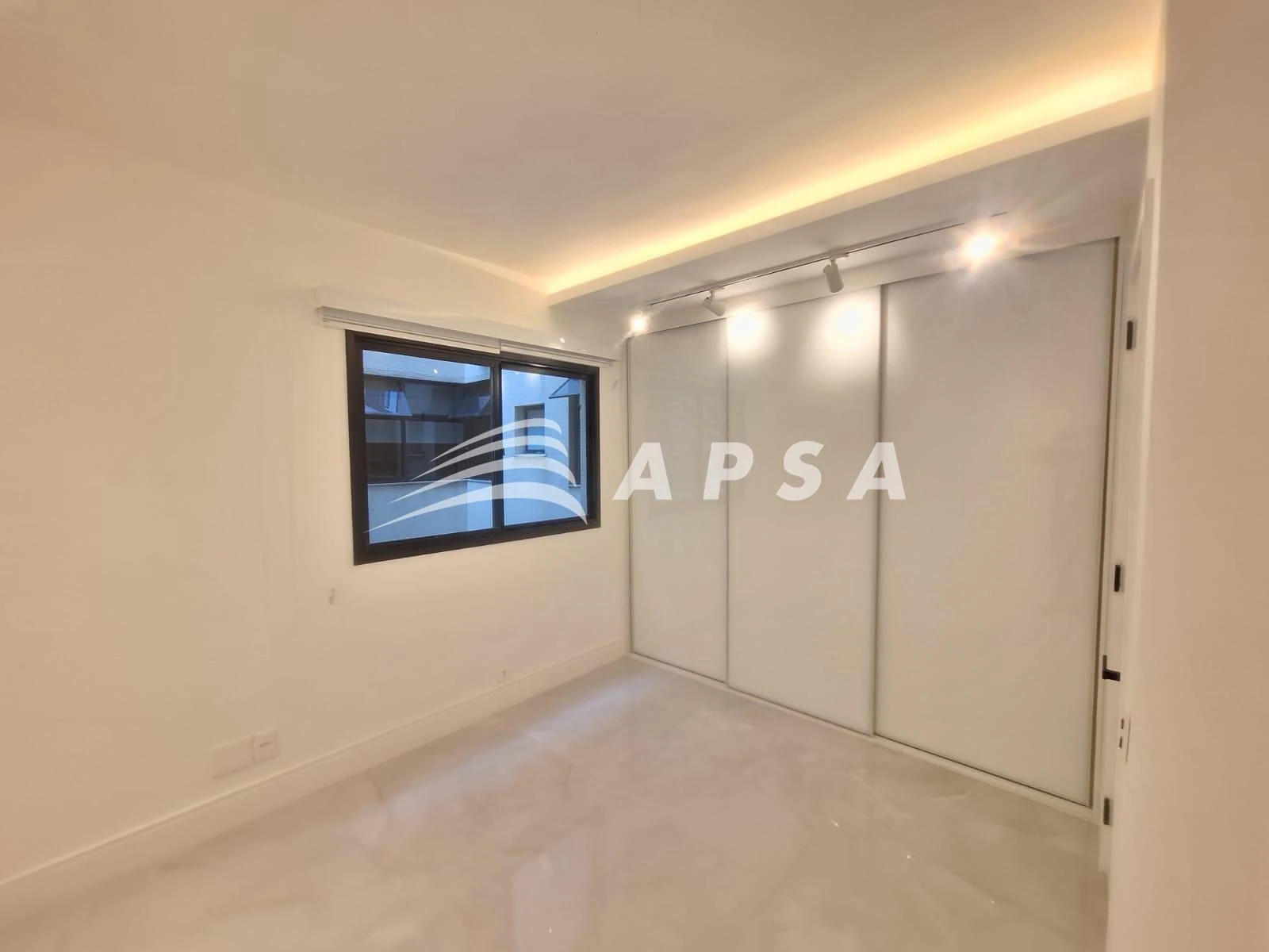 Apartamento de 2 quartos com varanda e 79 m² — photo 6