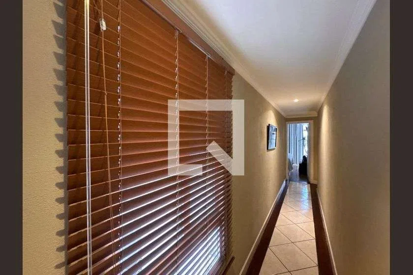 Furnished apartment with a built-in balcony grill and 4 bedrooms — photo 26