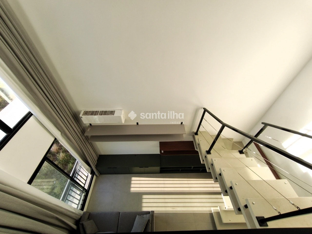 Furnished apartment, 39 m², with floor-to-ceiling windows — photo 24