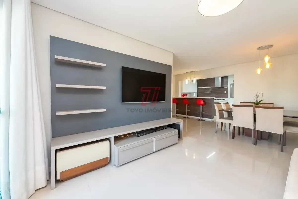 3-bedroom apartment with 197 m², 2 parking spots and balcony — photo 10