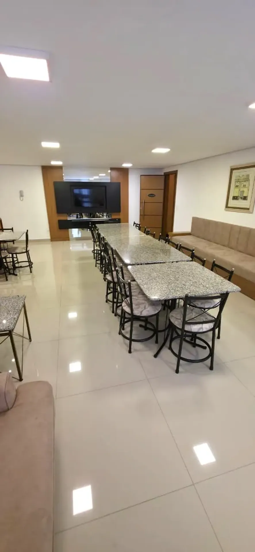 Apartamento de 3 quartos em condomínio com academia — photo 7