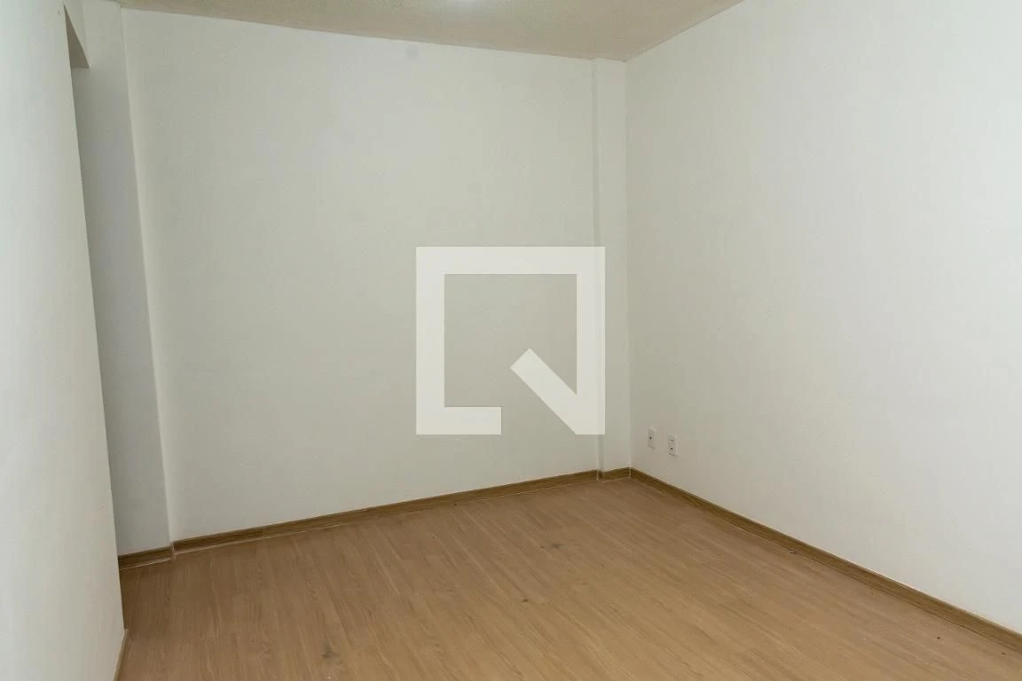 2-bedroom apartment in a building with a gym — photo 43