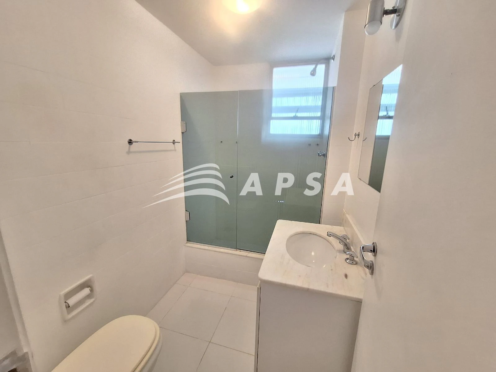 Квартира: 2 спальні, 1 з власною ванною кімнатою, 93 м² — photo 22