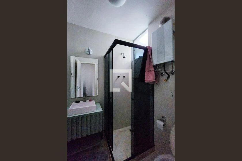 Unfurnished 2-bedroom rental apartment with 2 bathrooms — photo 32