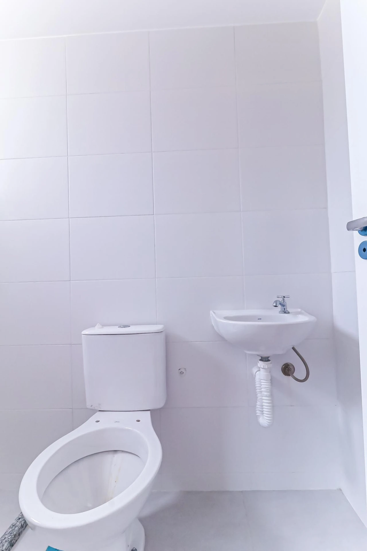 Apartamento de 2 quartos em condomínio com piscina — photo 39