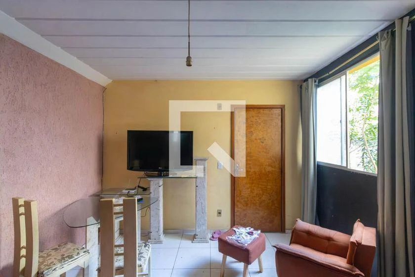 2-bedroom apartment in a building with a gym — photo 19