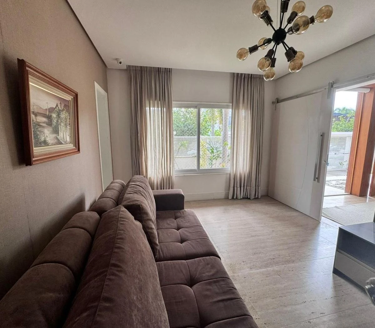 Ванна та 6 спалень: будинок 993 м² — photo 19