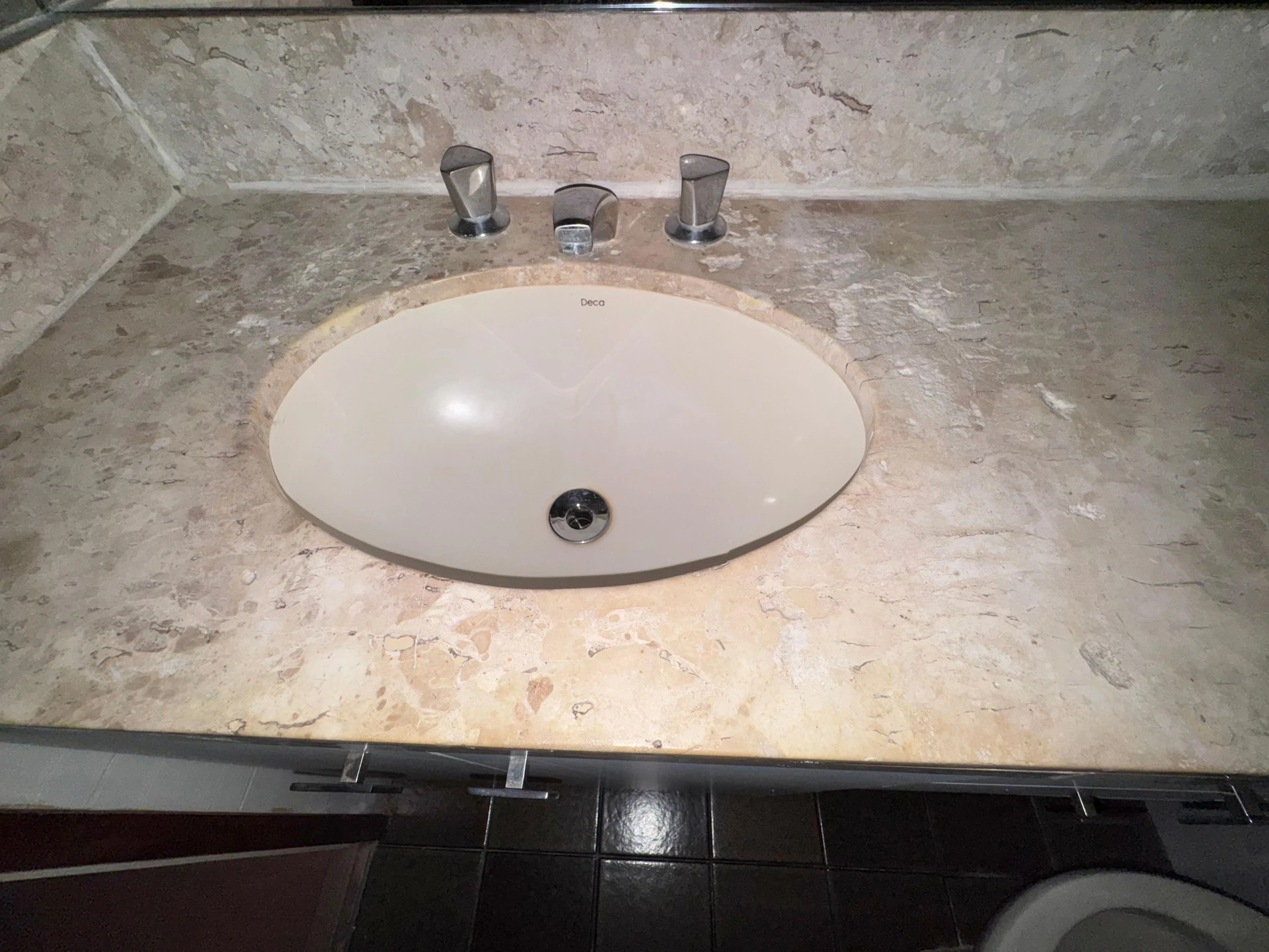Apartamento de 3 quartos com varanda de vidro — photo 41