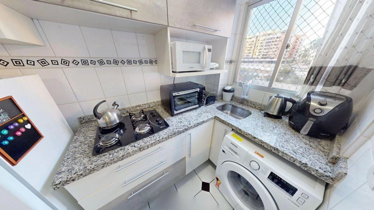 Home office in a 2-bedroom apartment, 35 m² — photo 2