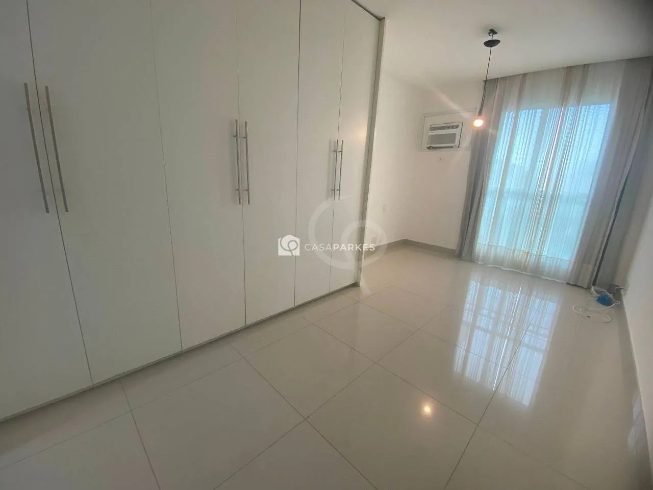 Apartment on the 9th floor with a glass-enclosed balcony — photo 20