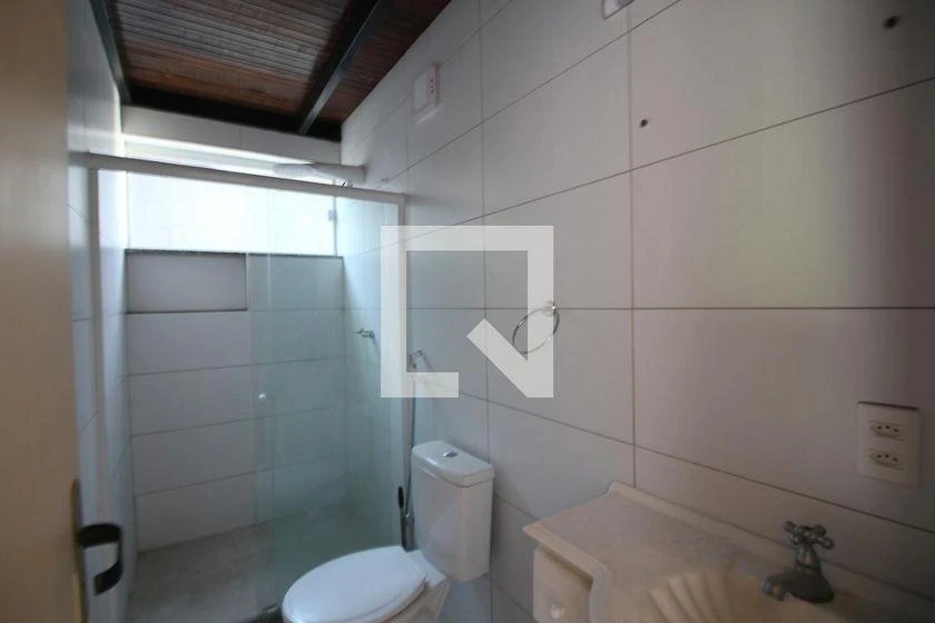 Rental house with 4 bedrooms and 340 m² — photo 30