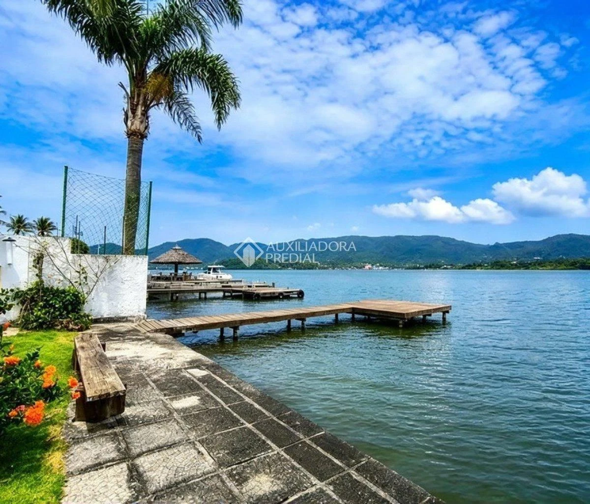 1 quarto e vista para a água: casa de 45 m² — photo 26