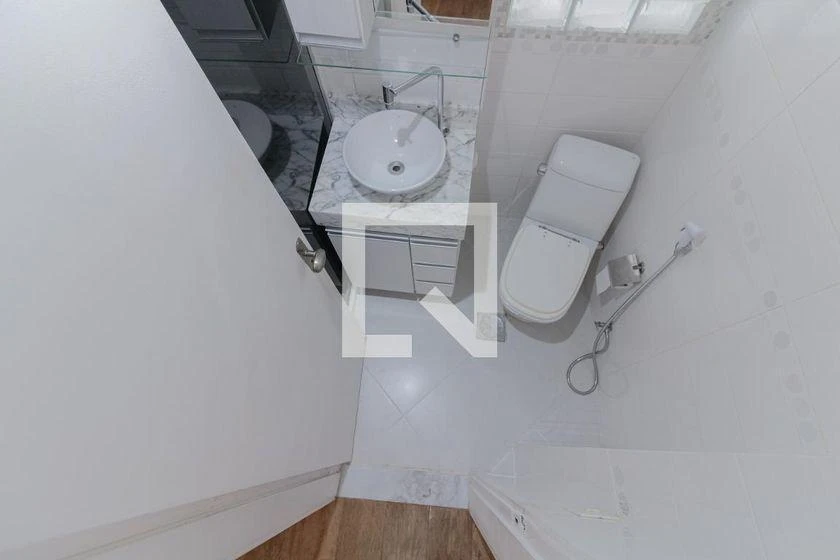 Rental apartment with 100 m², 3 bedrooms and 3 baths — photo 2