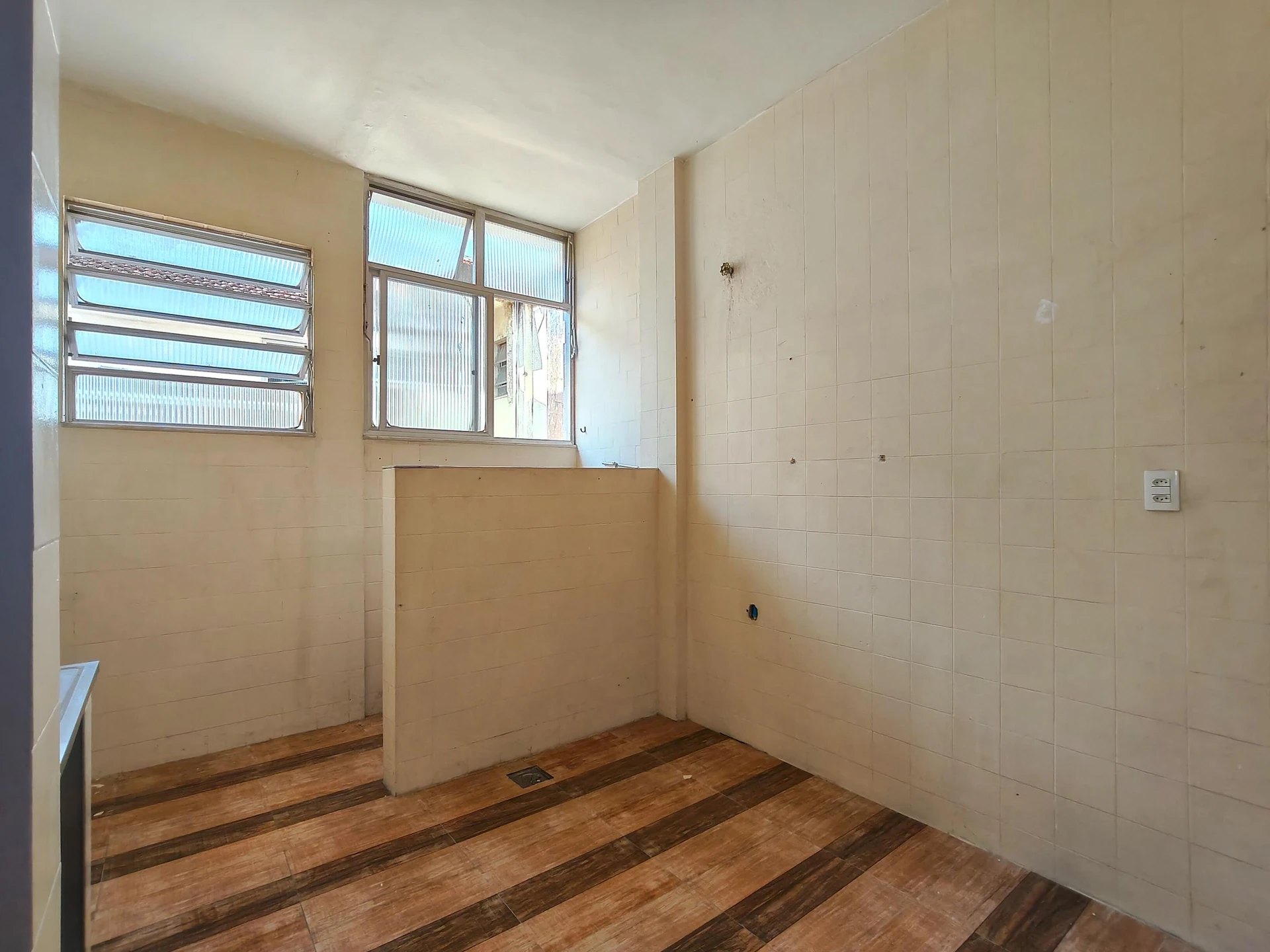 2-bedroom apartment, 60 m² — photo 11