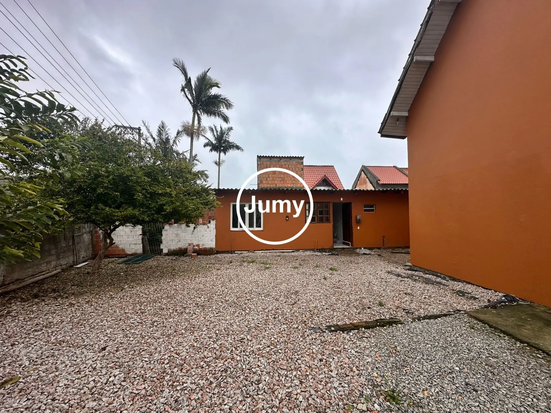 Unfurnished 72 m² house with 2 bedrooms and parking — photo 10