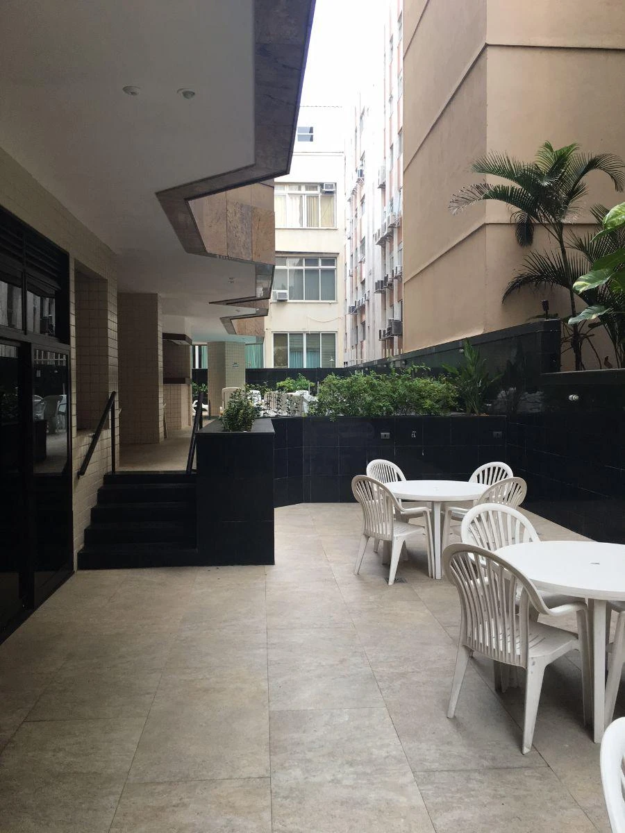 Furnished 86 m² apartment with 2 en-suite bedrooms — photo 24