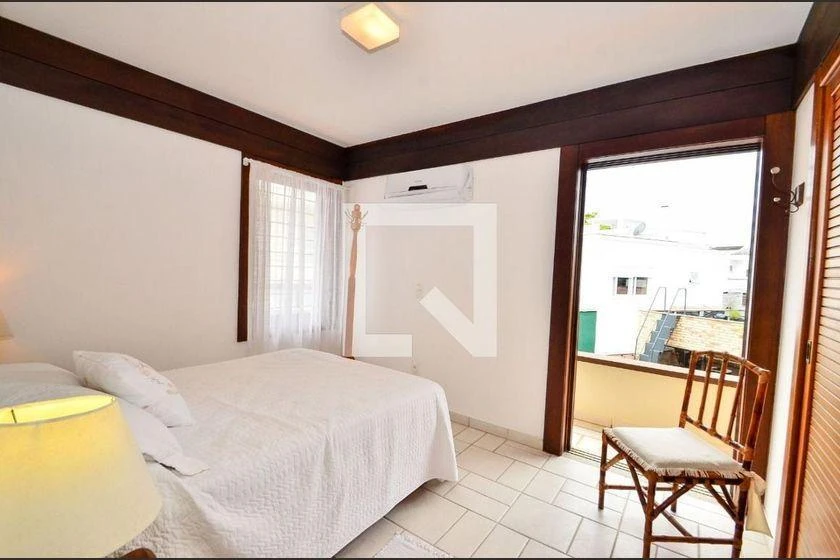 Ванна и 6 спален: дом 315 м² — photo 34
