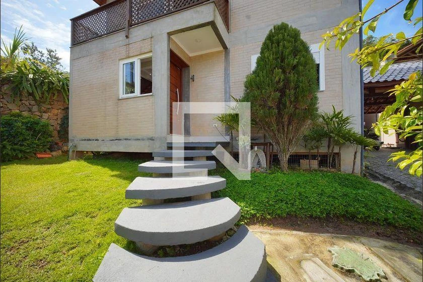 Rental house with 2 bedrooms, 425 m² and a balcony — photo 22