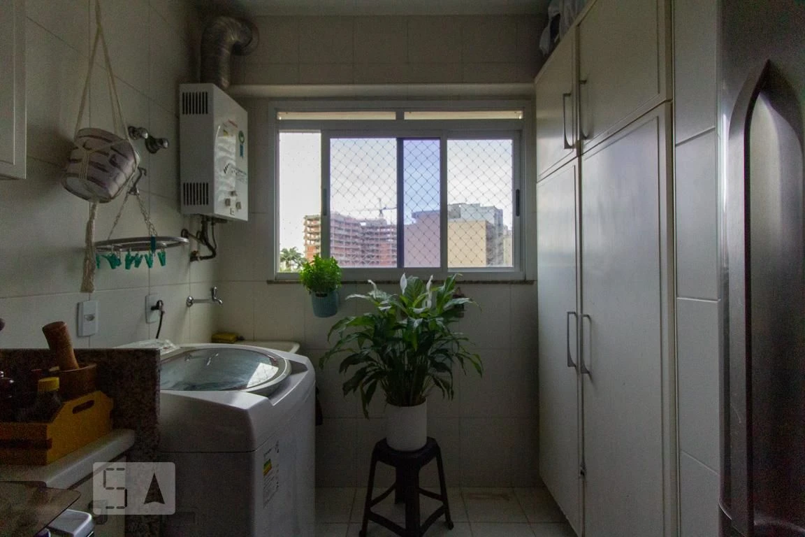 3-bedroom apartment with a mountain view — photo 23