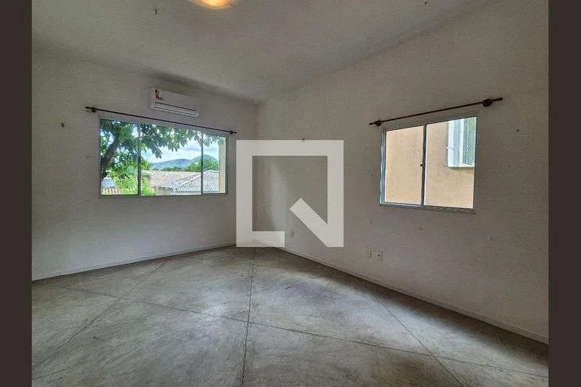 Casa de 3 quartos com 2 vagas e pets permitidos — photo 10