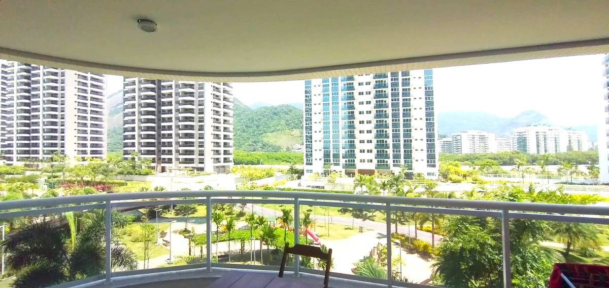 Furnished 85 m² apartment with en-suite and parking — photo 13