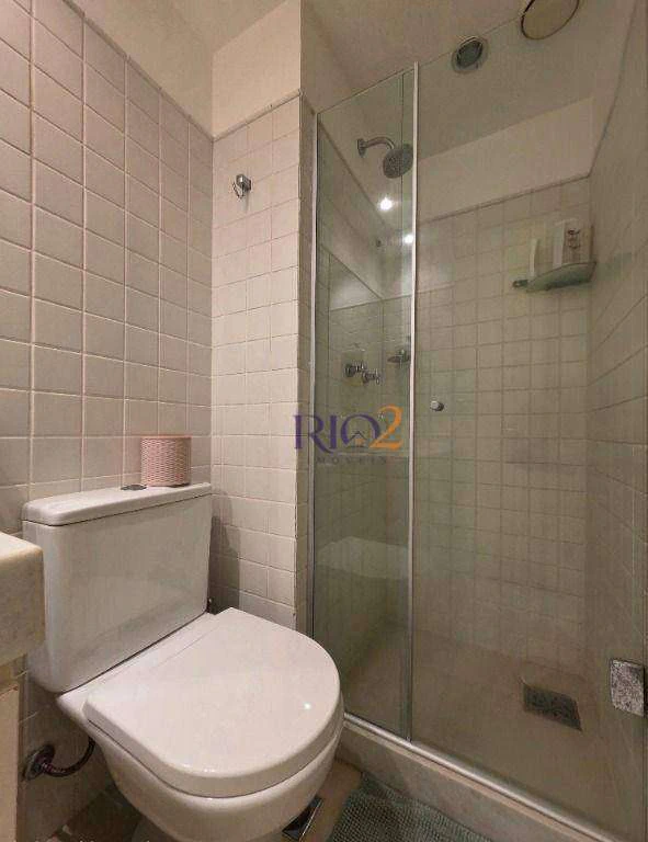 Furnished 77 m² apartment with enclosed glass balcony — photo 19