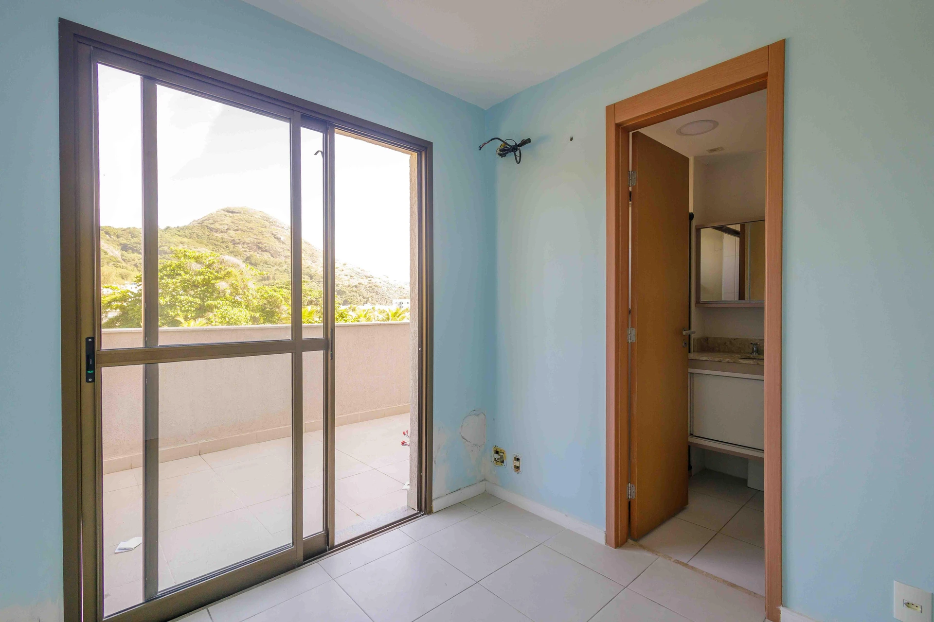Apartment, 166 m², with a glass-enclosed balcony — photo 17