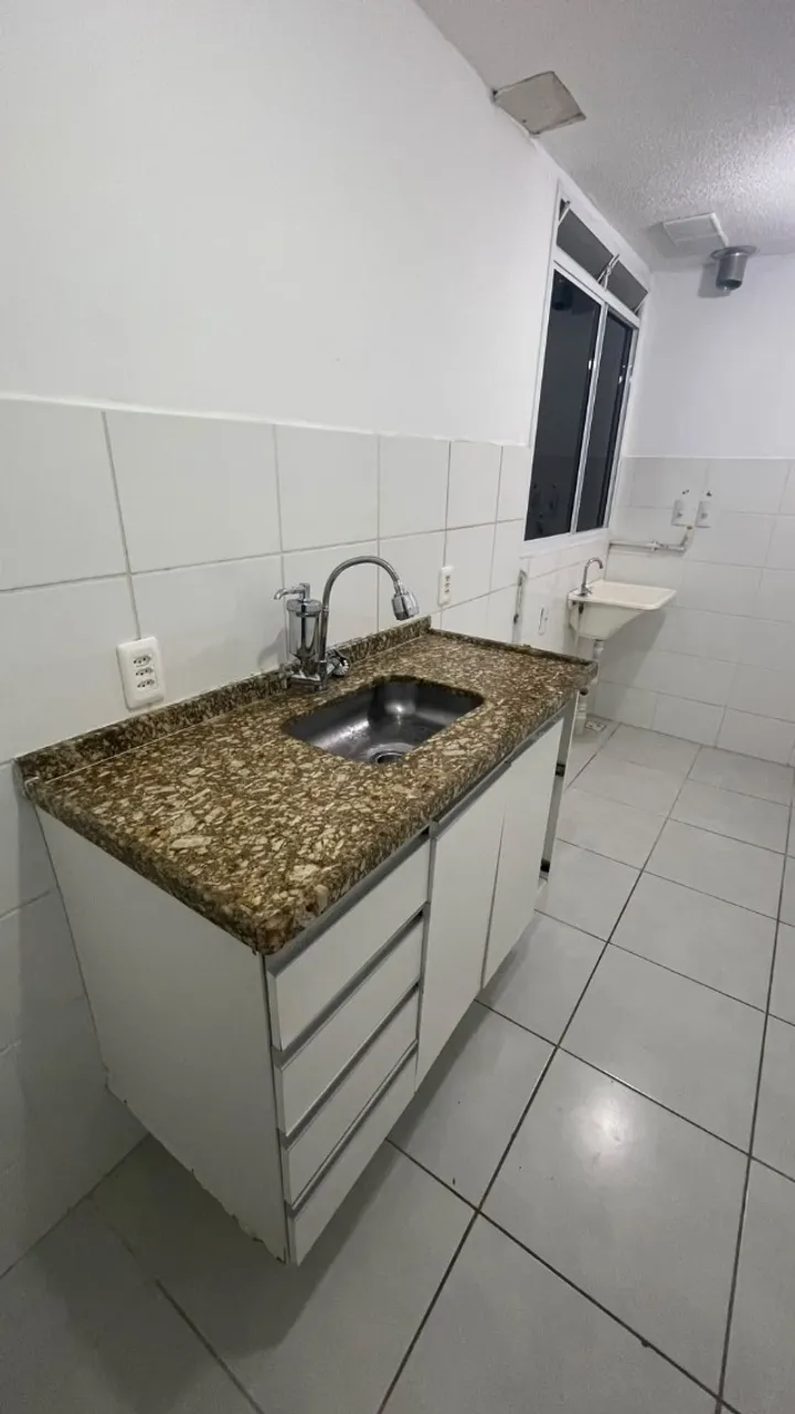 2-bedroom apartment in a building with a gym — photo 10